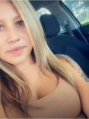 Meet your Posher, Kacey